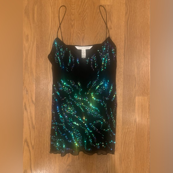 DIANE VON FURSTENBERG black camisole with sequins Size 8 NWOT - Picture 5 of 5